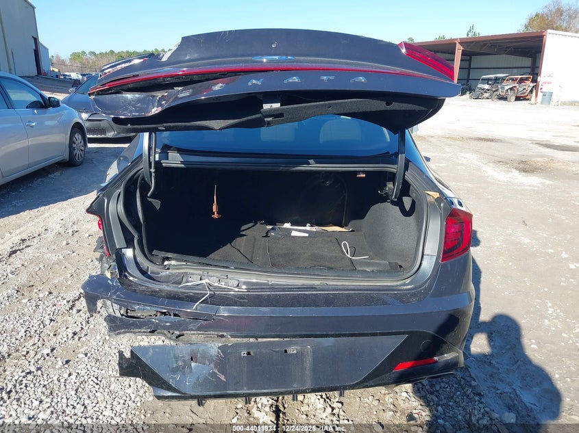 2023 Hyundai Sonata VIN KMHL64JAXPA316130 IAAI salvage auction — LEFT REAR, Salvage Title, sold $2,950 on 2026-07-17 (photo 6)