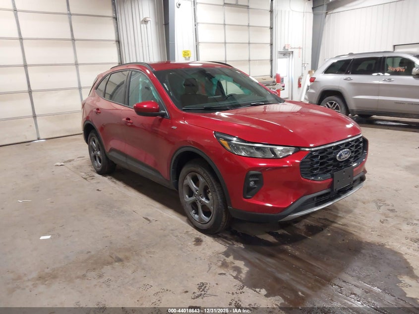 2025 Ford Escape VIN 1FMCU9NA7SUA69525 IAAI salvage auction — REAR END, Regular (South Dakota), sold $7,000 on 2026-07-31 (photo 1)