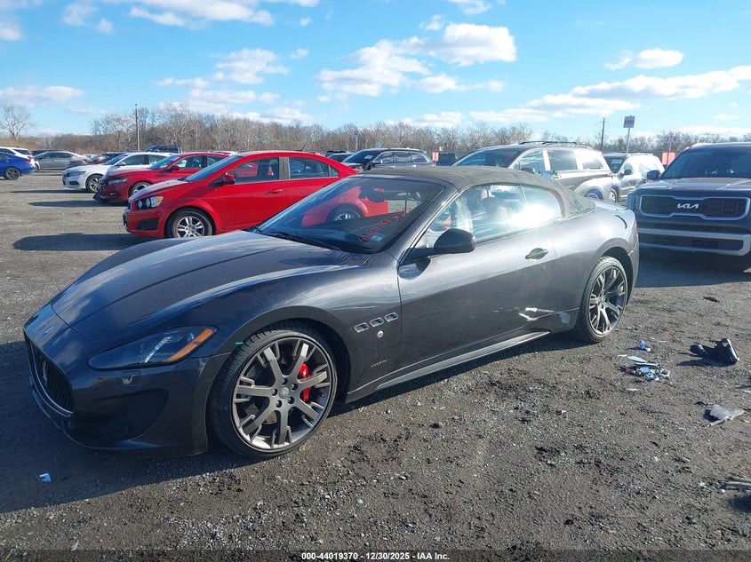 2013 Maserati Granturismo VIN ZAM45VMA2D0068420 IAAI salvage auction — RIGHT SIDE, Salvage (New Jersey), sold $9,300 on 2026-07-27 (photo 2)