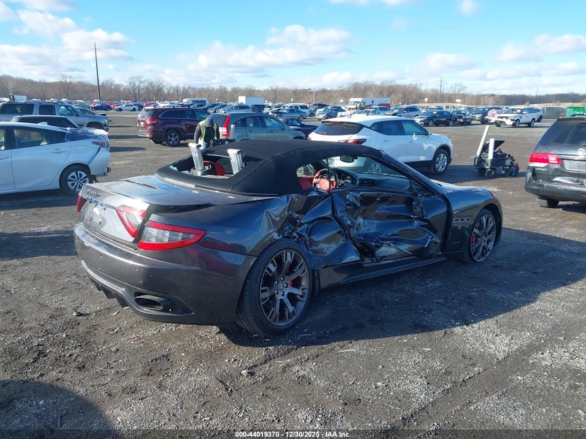 2013 Maserati Granturismo VIN ZAM45VMA2D0068420 IAAI salvage auction — RIGHT SIDE, Salvage (New Jersey), sold $9,300 on 2026-07-27 (photo 4)