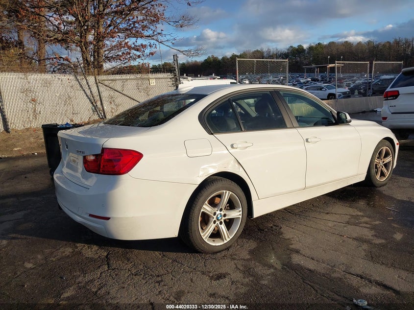 2015 BMW 3er VIN WBA3C3C52FP663810 IAAI salvage auction — FRONT END, Salvage Title, sold $425 on 2026-07-21 (photo 4)