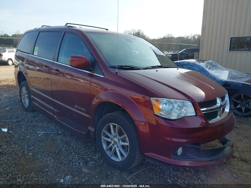 2018 Dodge Grand caravan VIN 2C4RDGCG2JR223046 IAAI salvage auction — LEFT FRONT, Other, sold $3,750 on 2026-08-19 (photo 1)