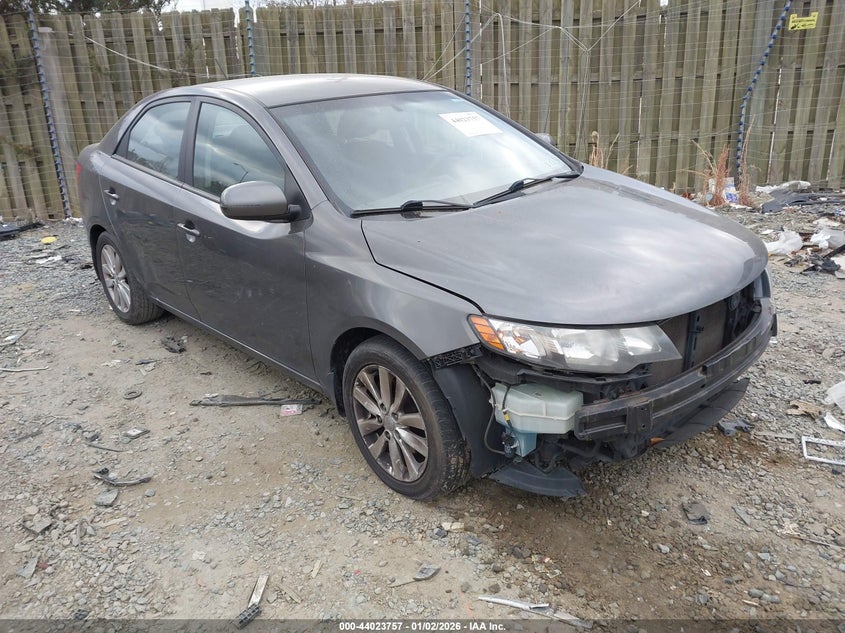 2013 Kia Forte VIN KNAFU4A25D5724424 IAAI salvage auction — FRONT END, Salvage (Pennsylvania), sold $375 on 2026-07-27 (photo 1)