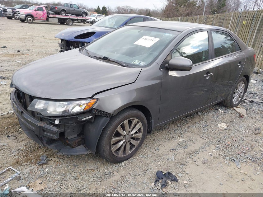2013 Kia Forte VIN KNAFU4A25D5724424 IAAI salvage auction — FRONT END, Salvage (Pennsylvania), sold $375 on 2026-07-27 (photo 2)
