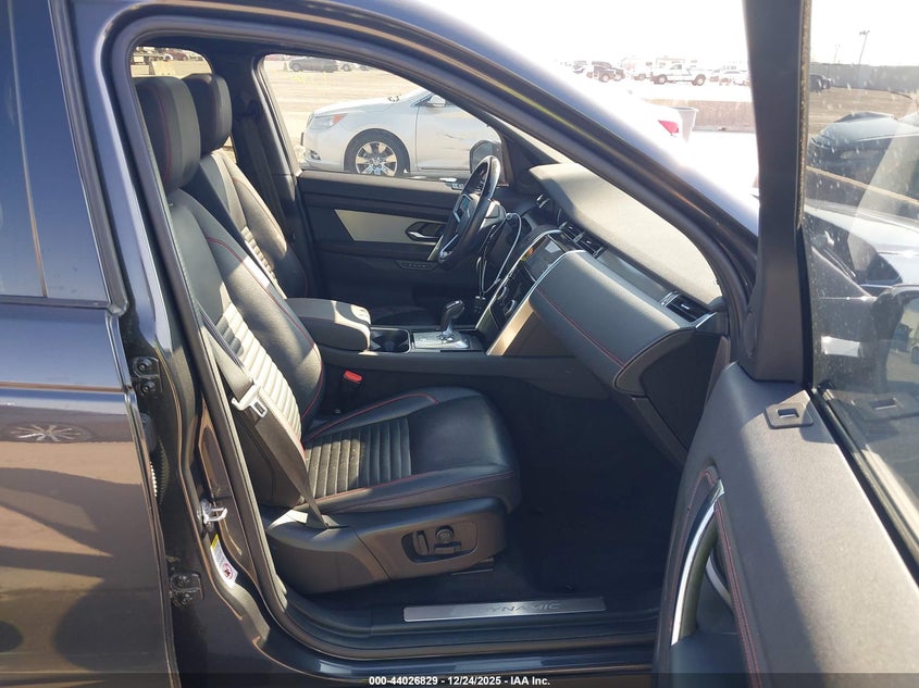 2023 Land rover Discovery sport VIN SALCL2FXXPH330513 IAAI salvage auction — LEFT & RIGHT, Salvage Title, sold $11,650 on 2026-07-22 (photo 5)