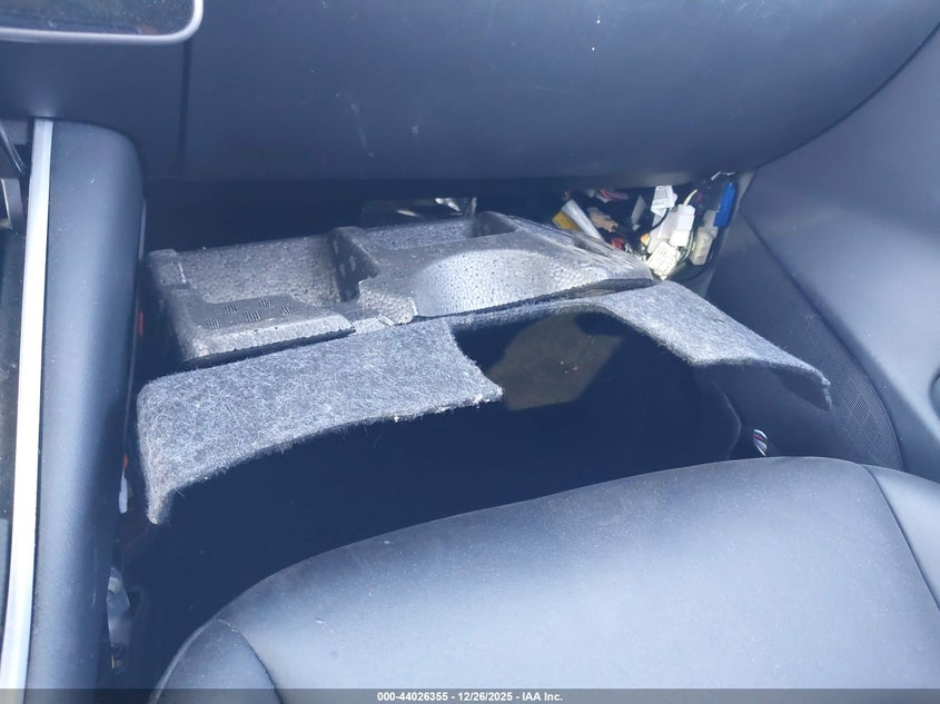 2019 Tesla Model 3 VIN 5YJ3E1EA8KF308141 IAAI salvage auction — Unknown, Original (Texas), sold $5,450 on 2026-03-12 (photo 6)