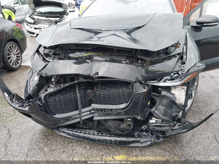 2022 Jaguar I-pace VIN SADHD2S11N1618586 IAAI salvage auction — FRONT END, Salvage (California), sold $4,150 on 2026-08-02 (photo 6)