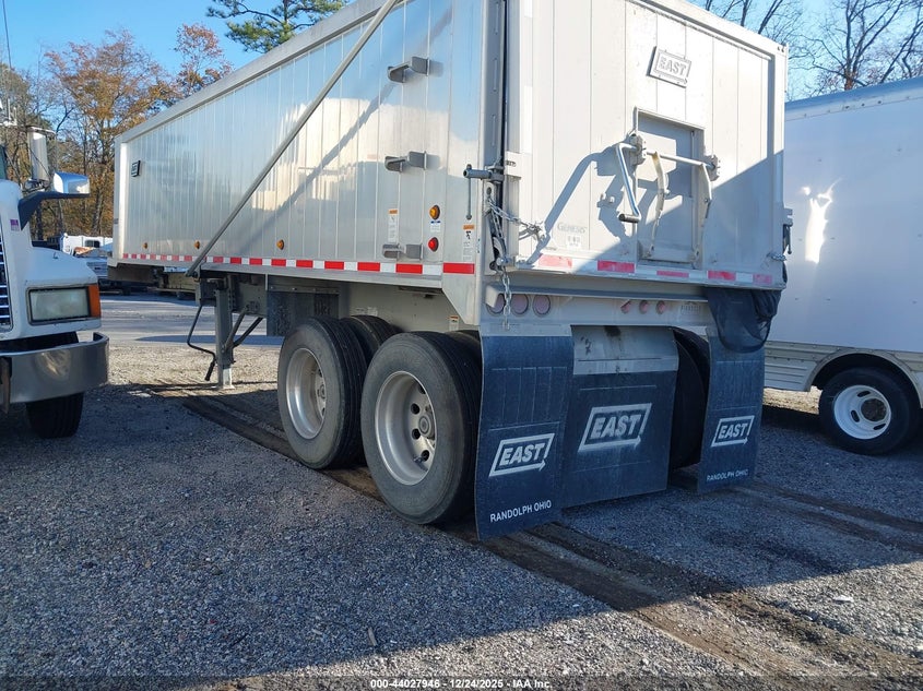 2025 VIN 1E1D2M289SR086738 IAAI salvage auction — FRONT END, Salvage Title, sold $16,250 on 2026-10-07 (photo 3)