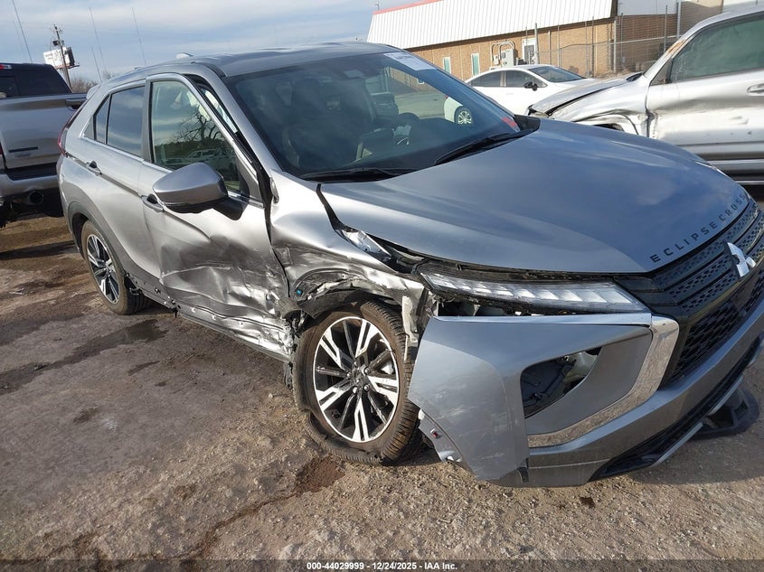 2025 Mitsubishi Eclipse cross VIN JA4ATWAA6SZ006027 IAAI salvage auction — RIGHT SIDE, Clear (Oklahoma), sold $6,000 on 2026-07-29 (photo 1)