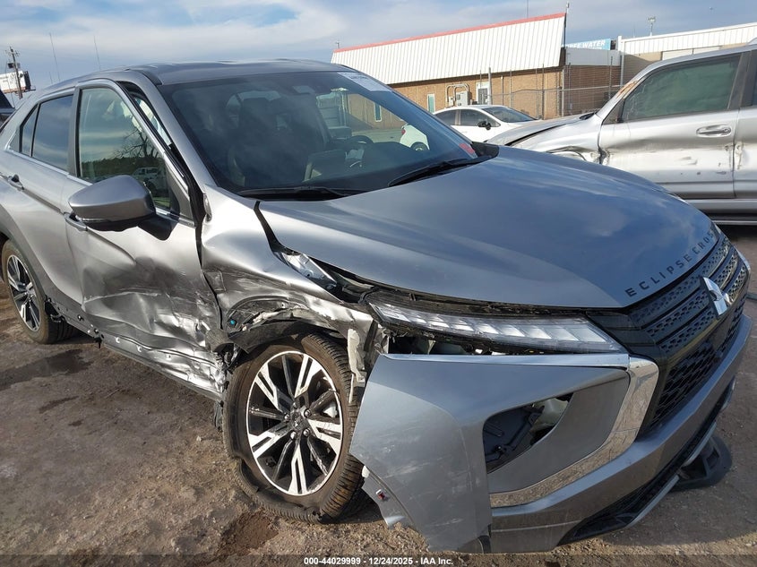 2025 Mitsubishi Eclipse cross VIN JA4ATWAA6SZ006027 IAAI salvage auction — RIGHT SIDE, Clear (Oklahoma), sold $6,000 on 2026-07-29 (photo 6)