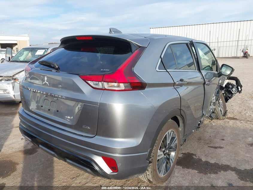 2025 Mitsubishi Eclipse cross VIN JA4ATWAA6SZ006027 IAAI salvage auction — RIGHT SIDE, Clear (Oklahoma), sold $6,000 on 2026-07-29 (photo 4)