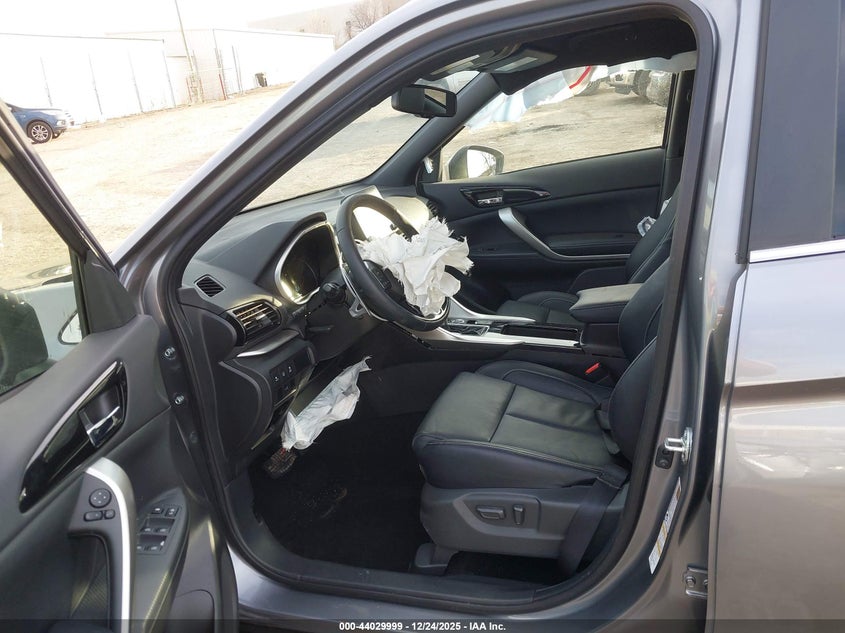 2025 Mitsubishi Eclipse cross VIN JA4ATWAA6SZ006027 IAAI salvage auction — RIGHT SIDE, Clear (Oklahoma), sold $6,000 on 2026-07-29 (photo 5)