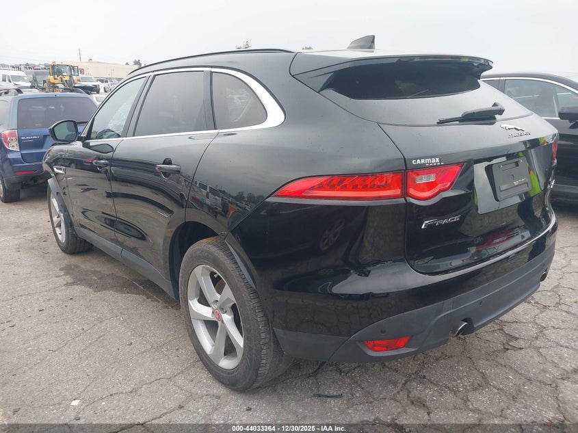 2019 Jaguar F-pace VIN SADCJ2FX6KA396768 IAAI salvage auction — LEFT FRONT, Salvage (California), sold $3,900 on 2026-07-08 (photo 3)