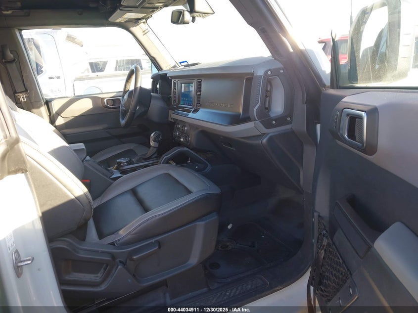 2023 Ford Bronco VIN 1FMDE5BH6PLB84786 IAAI salvage auction — REAR END, Original (Texas), sold $12,600 on 2026-07-30 (photo 5)