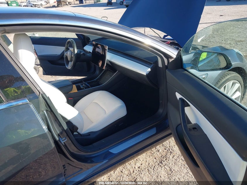 2019 Tesla Model 3 VIN 5YJ3E1EA8KF345450 IAAI salvage auction — LEFT SIDE, Clear (Oklahoma), sold $6,300 on 2026-07-15 (photo 5)