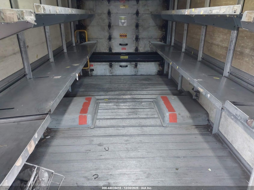 2013 Isuzu VIN JALB4T174D7W01109 IAAI salvage auction — REAR END, Bill Of Sale (Massachusetts), sold $50 on 2026-07-28 (photo 6)