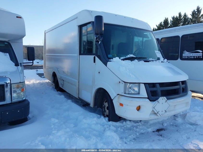 2013 Isuzu VIN JALB4T174D7W01109 IAAI salvage auction — REAR END, Bill Of Sale (Massachusetts), sold $50 on 2026-07-28 (photo 1)