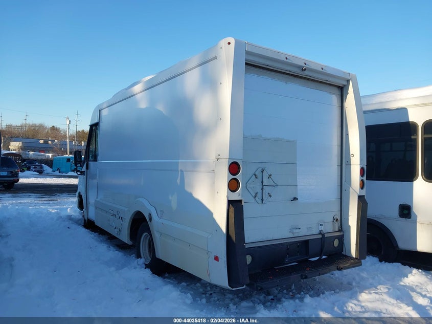 2013 Isuzu VIN JALB4T174D7W01109 IAAI salvage auction — REAR END, Bill Of Sale (Massachusetts), sold $50 on 2026-07-28 (photo 3)