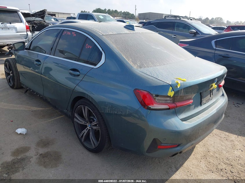 2021 BMW 3er VIN 3MW5R1J01M8B62017 IAAI salvage auction — UNDERCARRIAGE, Salvage Title, sold $8,250 on 2026-07-29 (photo 3)