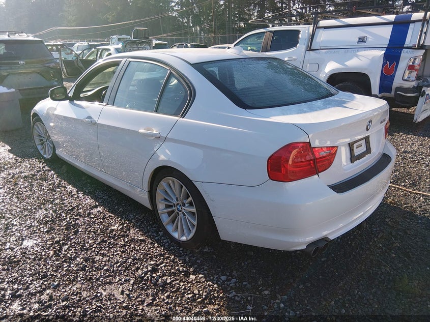 2011 BMW 3er VIN WBAPK5C52BA811130 IAAI salvage auction — LEFT FRONT, Bill Of Sale (Washington), sold $1,000 on 2026-07-16 (photo 3)