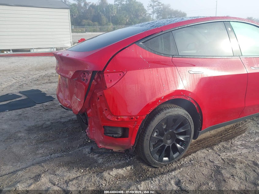 2023 Tesla Model y VIN 7SAYGDEE4PF745231 IAAI salvage auction — REAR END, Other, sold $14,150 on 2026-07-16 (photo 6)