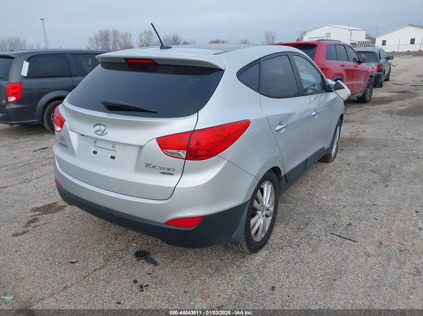 2012 Hyundai Tucson VIN KM8JU3AC9CU404006 IAAI salvage auction — FRONT END, Salvage (Illinois), sold $475 on 2026-08-02 (photo 4)