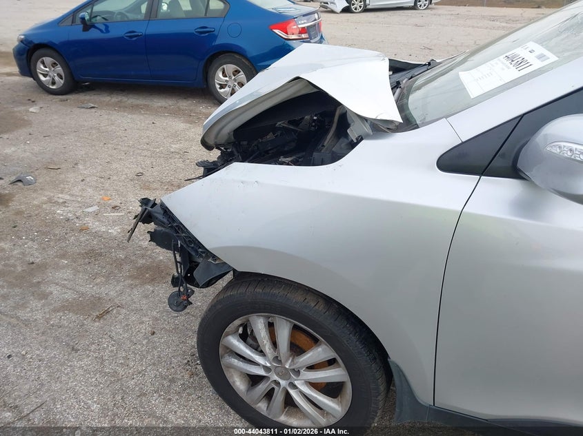 2012 Hyundai Tucson VIN KM8JU3AC9CU404006 IAAI salvage auction — FRONT END, Salvage (Illinois), sold $475 on 2026-08-02 (photo 6)