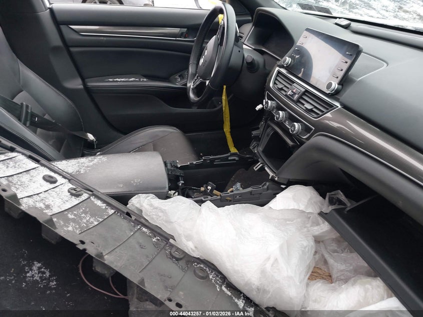 2018 Honda Accord VIN 1HGCV2F36JA050068 IAAI salvage auction — THEFT, Salvage (Pennsylvania), sold $5,400 on 2026-07-22 (photo 5)