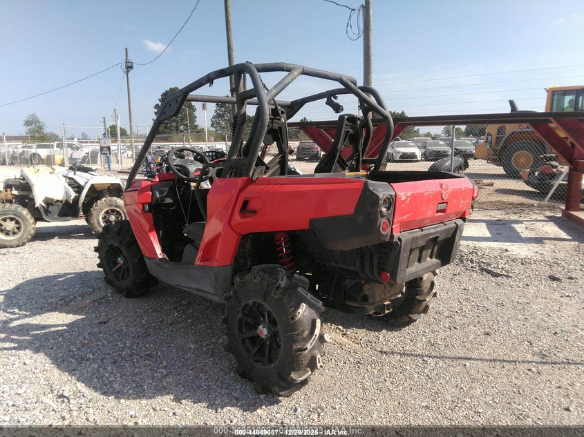 2013 Can-am/ brp Commander VIN 3JBKGHP13DJ000048 IAAI salvage auction — FRONT END, Salvage Title, sold $25 on 2026-09-16 (photo 3)