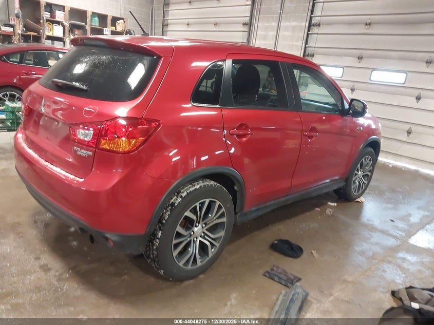 2016 Mitsubishi Outlander VIN JA4AP3AU1GZ065202 IAAI salvage auction — SIDE, Clear (Wisconsin), sold $525 on 2026-07-28 (photo 4)