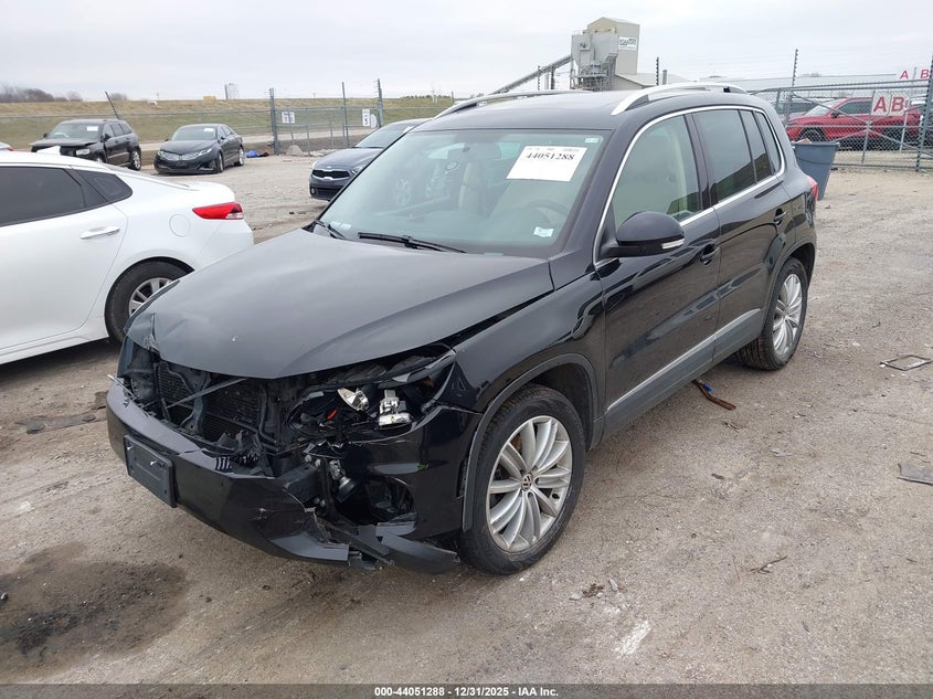 2015 Volkswagen Tiguan VIN WVGBV7AX3FW556674 IAAI salvage auction — FRONT END, Salvage (Illinois), sold $975 on 2026-07-15 (photo 2)