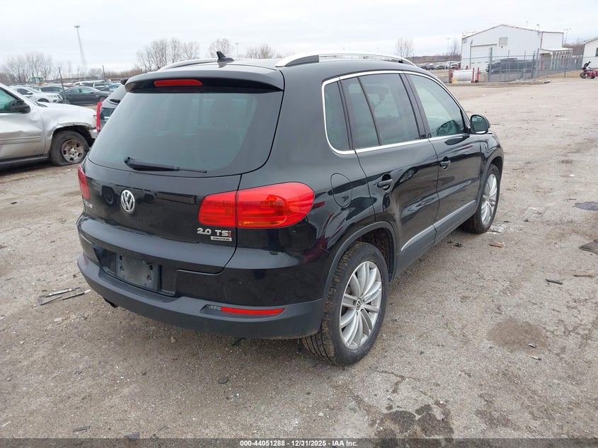 2015 Volkswagen Tiguan VIN WVGBV7AX3FW556674 IAAI salvage auction — FRONT END, Salvage (Illinois), sold $975 on 2026-07-15 (photo 4)