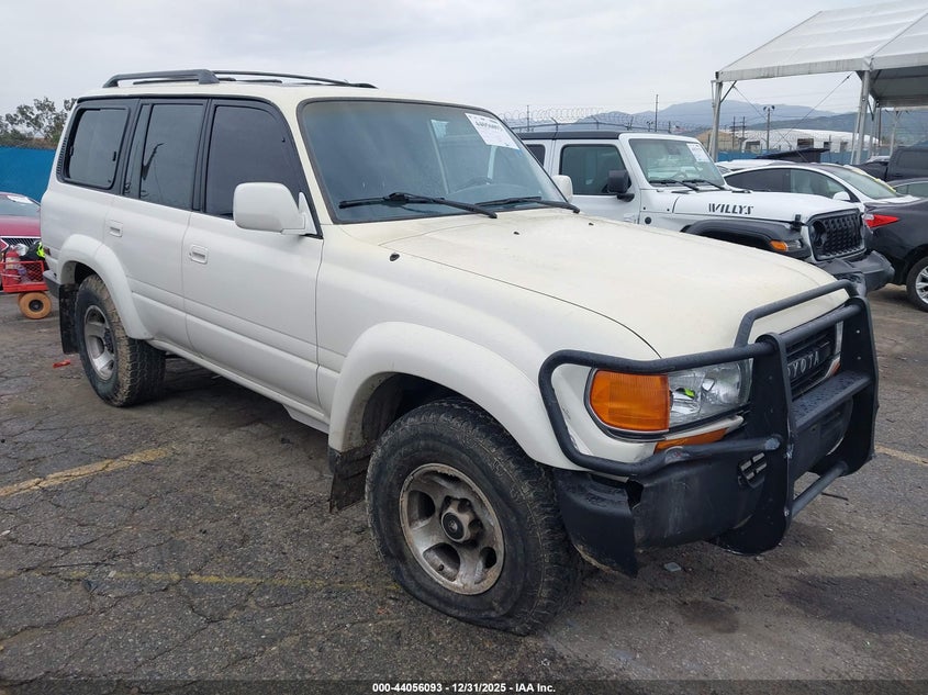 1993 Toyota Land cruiser VIN JT3DJ81WXP0015751 IAAI salvage auction — Unknown, Salvage (California), sold $1,550 on 2026-07-29 (photo 1)