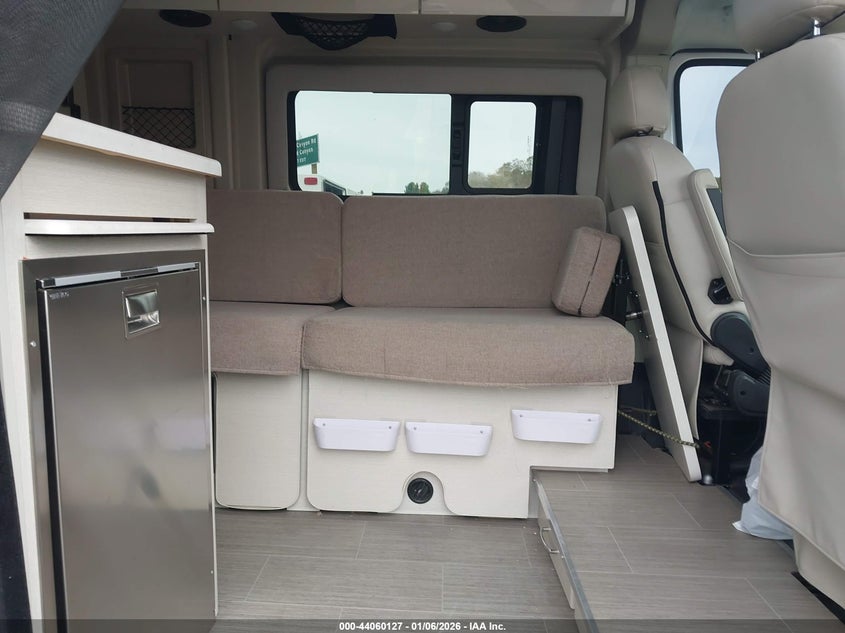 2023 Ram Promaster city VIN 3C6LRVBG7ME582578 IAAI salvage auction — Rear End, Salvage (California), sold $32,250 on 2026-02-25 (photo 8)