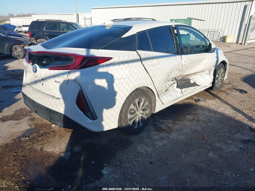 2020 Toyota Prius prime VIN JTDKARFP6L3160319 IAAI salvage auction — RIGHT SIDE, Clear (Oklahoma), sold $7,300 on 2026-07-30 (photo 4)