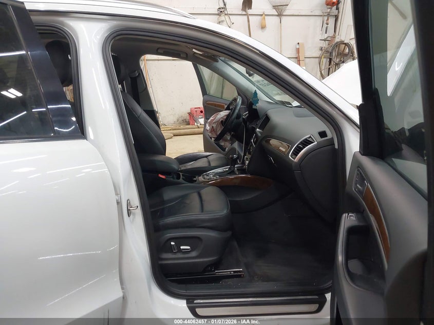 2015 Audi Q5 VIN WA1LFAFPXFA037298 IAAI salvage auction — FRONT END, Salvage Title, sold $300 on 2026-07-16 (photo 5)