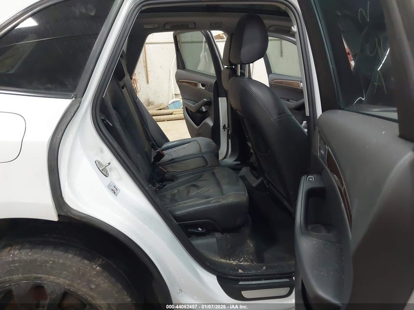 2015 Audi Q5 VIN WA1LFAFPXFA037298 IAAI salvage auction — FRONT END, Salvage Title, sold $300 on 2026-07-16 (photo 8)