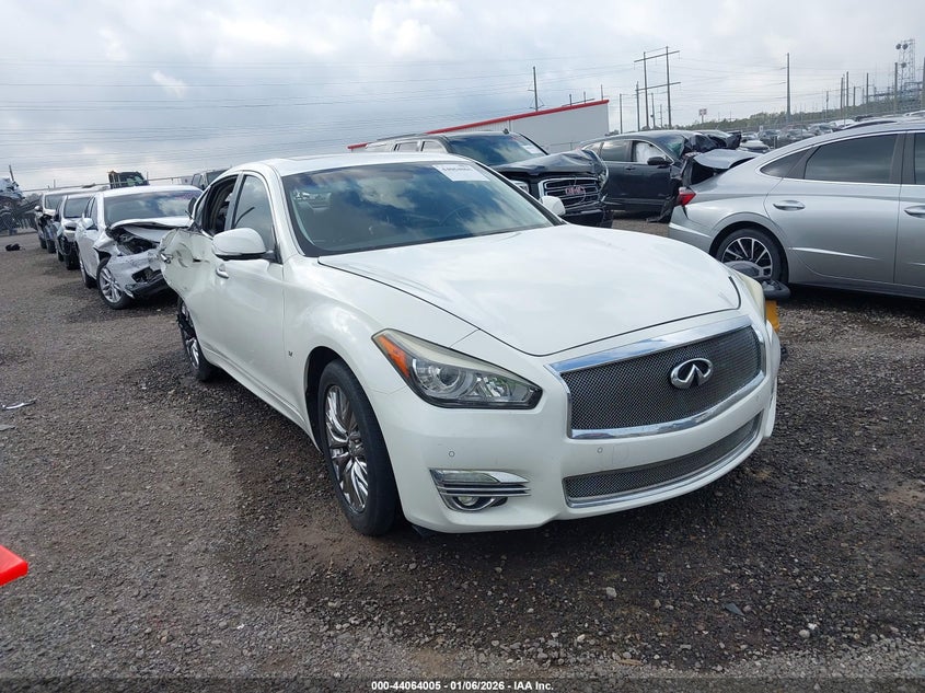 2015 Infiniti Q70 VIN JN1BY1AP4FM541639 IAAI salvage auction — REAR END, Other, sold $1,050 on 2026-07-15 (photo 1)