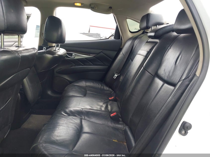 2015 Infiniti Q70 VIN JN1BY1AP4FM541639 IAAI salvage auction — REAR END, Other, sold $1,050 on 2026-07-15 (photo 8)
