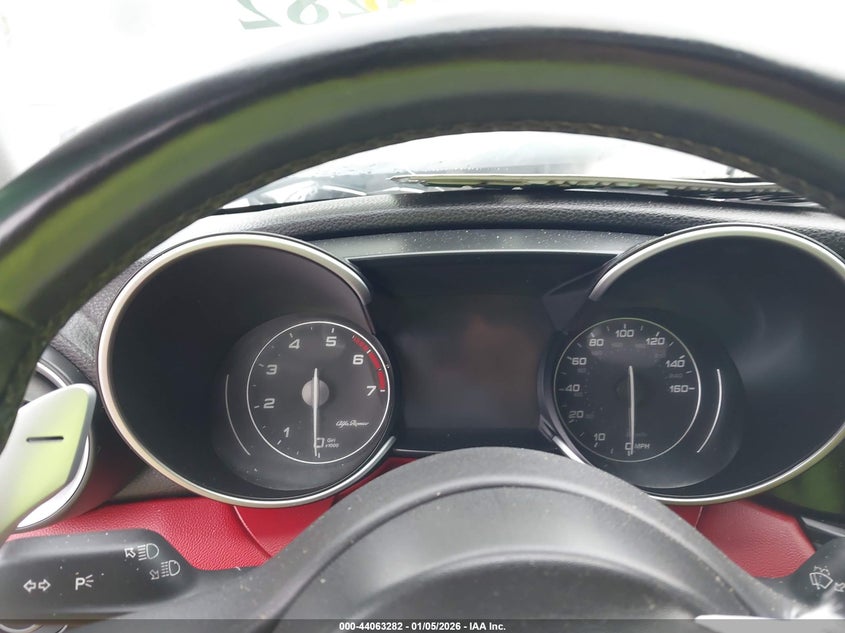 2019 Alfa romeo Giulia VIN ZARFAMBNXK7603478 IAAI salvage auction — FRONT END, Salvage Title, sold $1,900 on 2026-07-20 (photo 7)