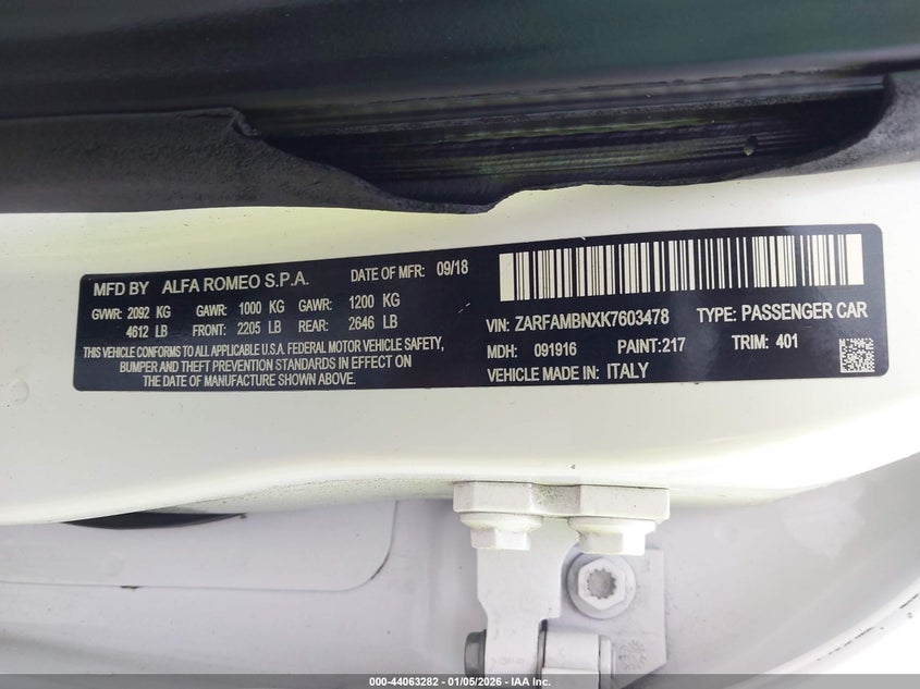 2019 Alfa romeo Giulia VIN ZARFAMBNXK7603478 IAAI salvage auction — FRONT END, Salvage Title, sold $1,900 on 2026-07-20 (photo 9)