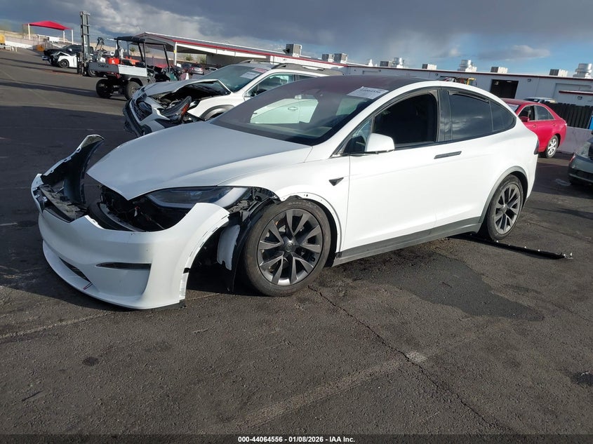 2025 Tesla Model x VIN 7SAXCDE5XSF465748 IAAI salvage auction — FRONT END, Salvage Title, sold $38,100 on 2026-07-17 (photo 2)