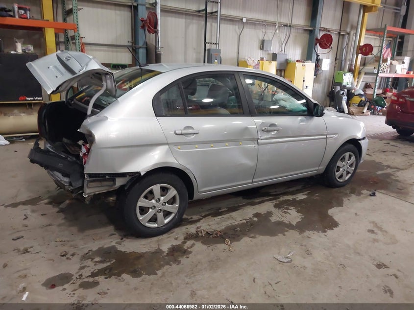 2010 Hyundai Accent VIN KMHCN4AC4AU471718 IAAI salvage auction — FRONT & REAR, Clear (Indiana), sold $250 on 2026-07-10 (photo 4)