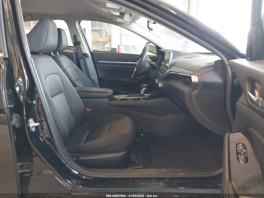 2023 Nissan Altima VIN 1N4BL4DV9PN326248 IAAI salvage auction — LEFT SIDE, Other, sold $3,500 on 2026-08-25 (photo 5)