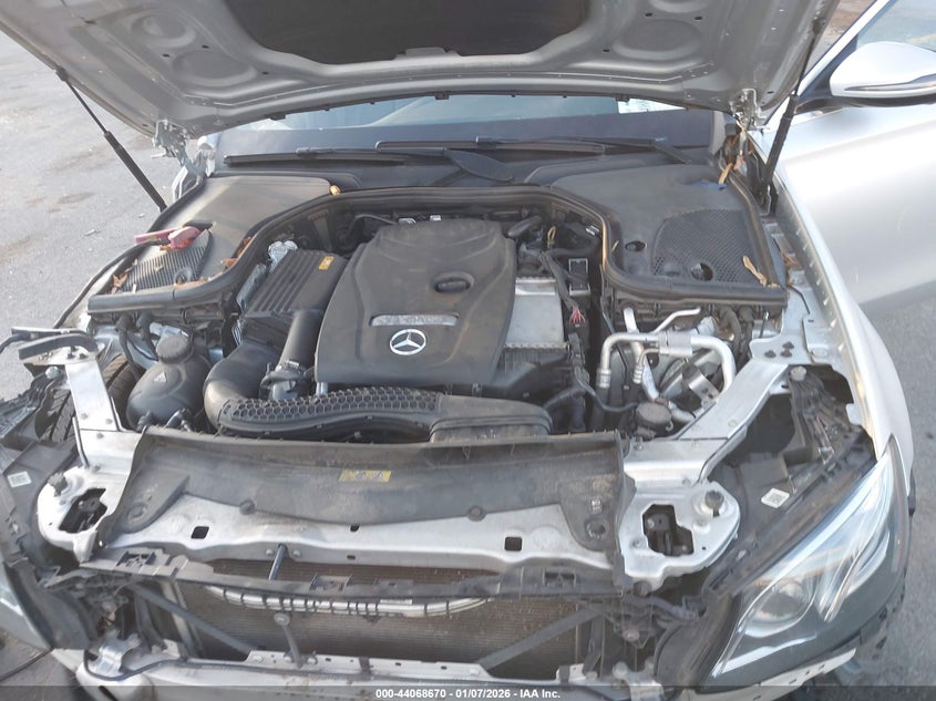 2018 Mercedes-benz E-klasse VIN WDDZF4JB3JA312487 IAAI salvage auction — ALL OVER, Salvage Title, sold $8,200 on 2026-07-23 (photo 7)