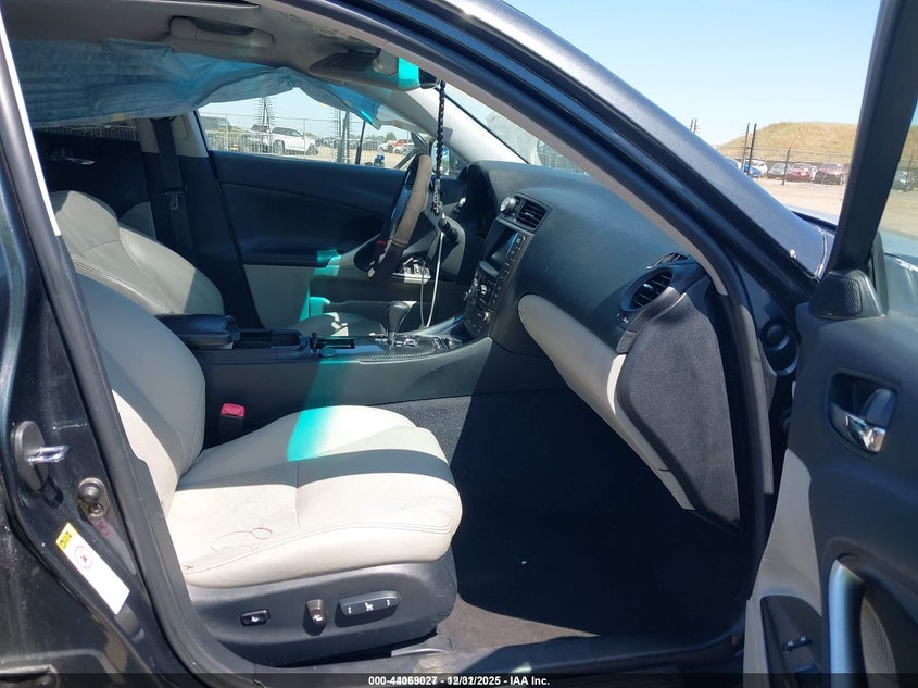 2009 Lexus Is 350 VIN JTHBE262995023208 IAAI salvage auction — REAR END, Salvage (Idaho), sold $500 on 2026-07-15 (photo 5)