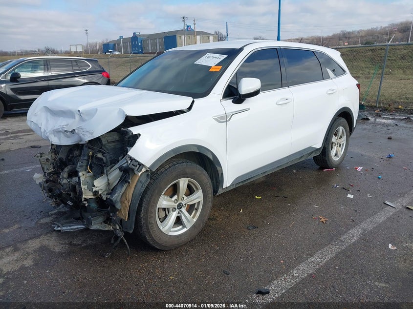 2021 Kia Sorento VIN 5XYRG4LC7MG040625 IAAI salvage auction — RIGHT FRONT, Other, sold $2,250 on 2026-07-14 (photo 2)