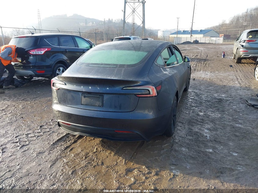 2024 Tesla Model 3 VIN 5YJ3E1EA8RF771584 IAAI salvage auction — FRONT END, Salvage (Pennsylvania), sold $11,300 on 2026-07-10 (photo 4)