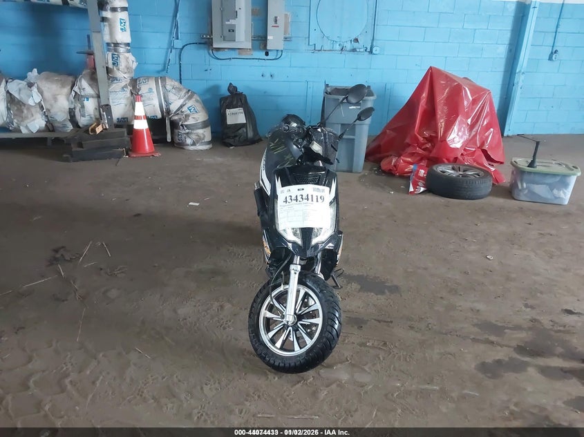 2016 VIN L9NTEACX6G1301181 IAAI salvage auction — FRONT & REAR, Other, sold $100 on 2026-07-06 (photo 5)