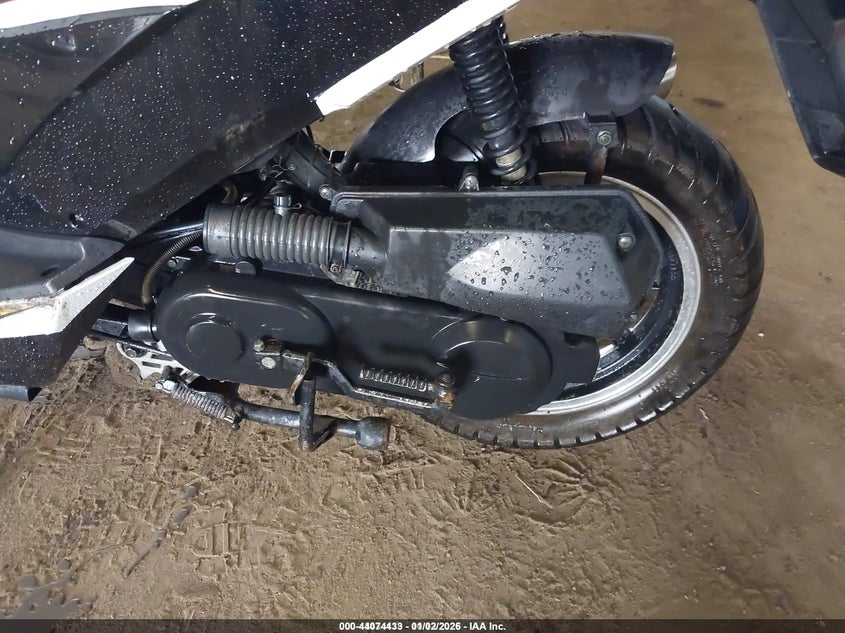 2016 VIN L9NTEACX6G1301181 IAAI salvage auction — FRONT & REAR, Other, sold $100 on 2026-07-06 (photo 9)